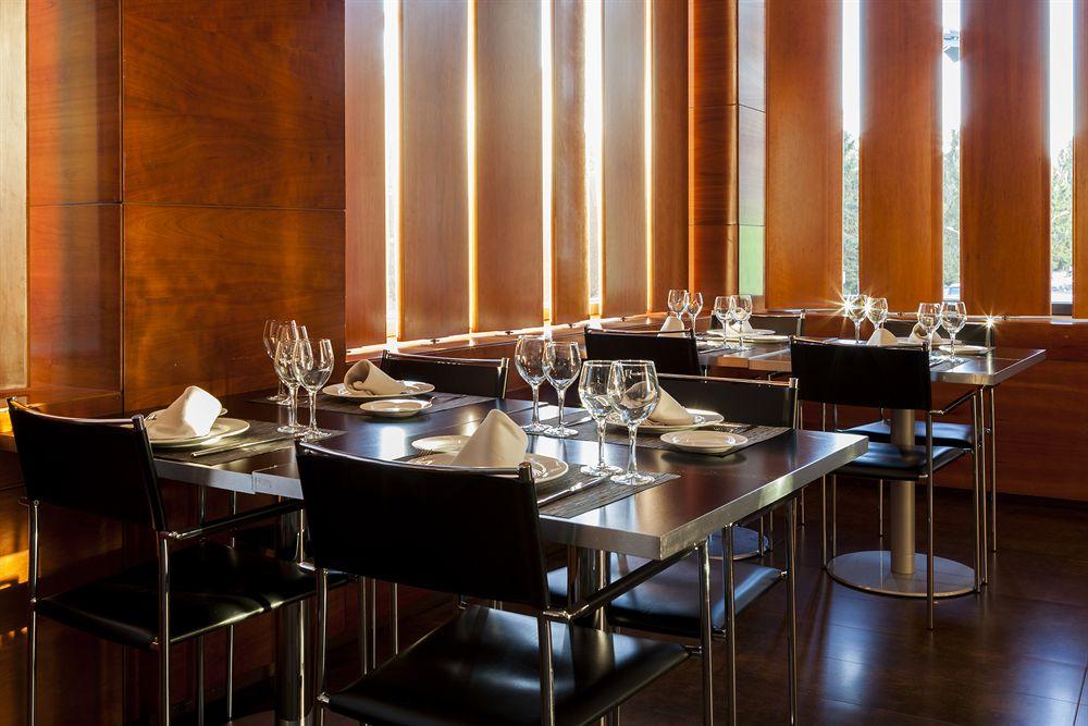 Ac Hotel Ponferrada By Marriott Экстерьер фото