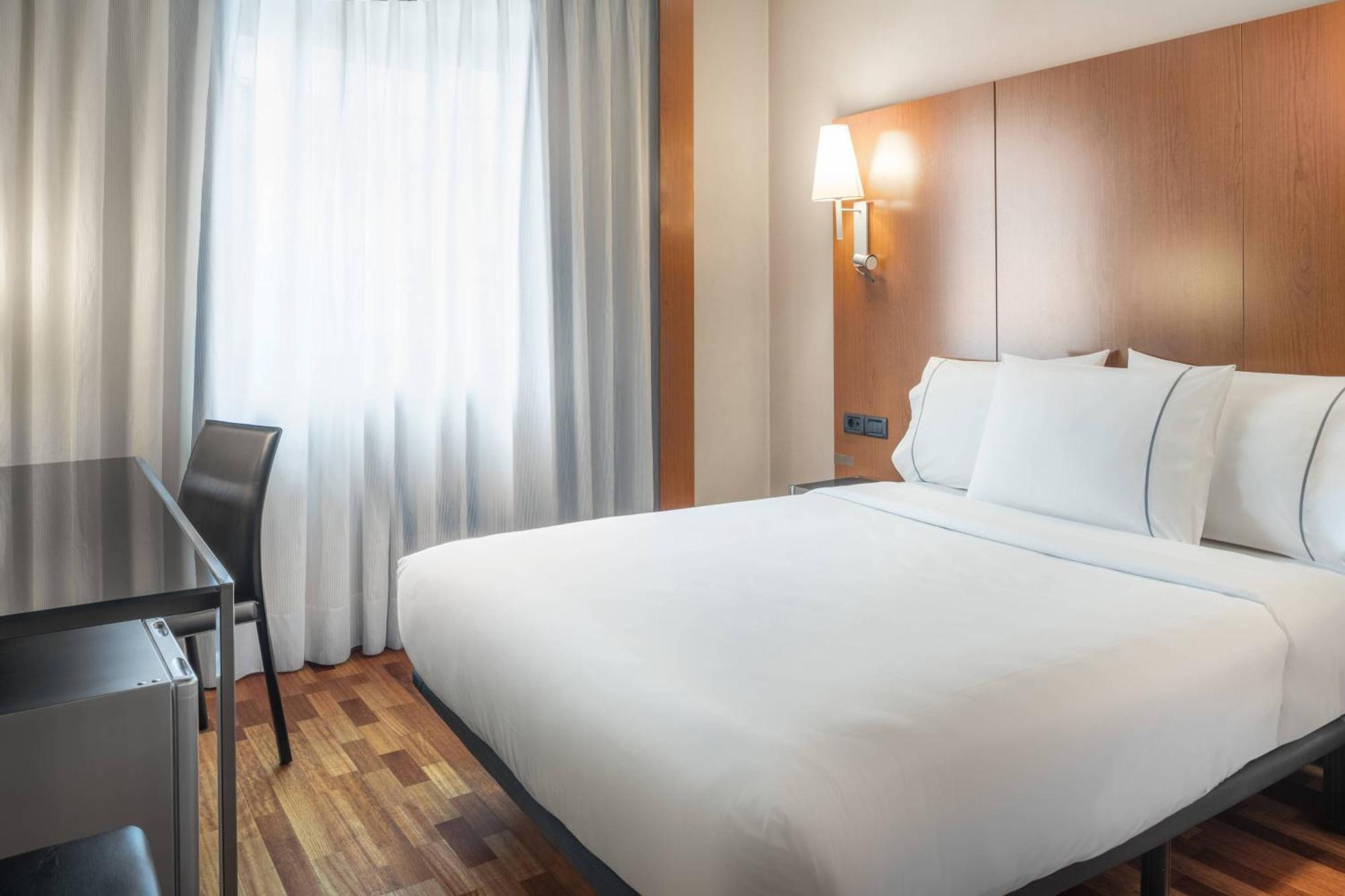 Ac Hotel Ponferrada By Marriott Экстерьер фото