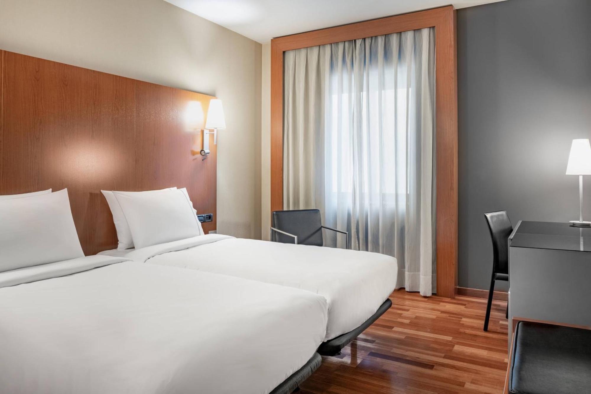 Ac Hotel Ponferrada By Marriott Экстерьер фото