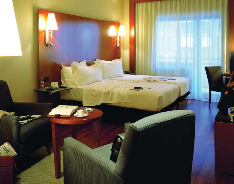 Ac Hotel Ponferrada By Marriott Номер фото