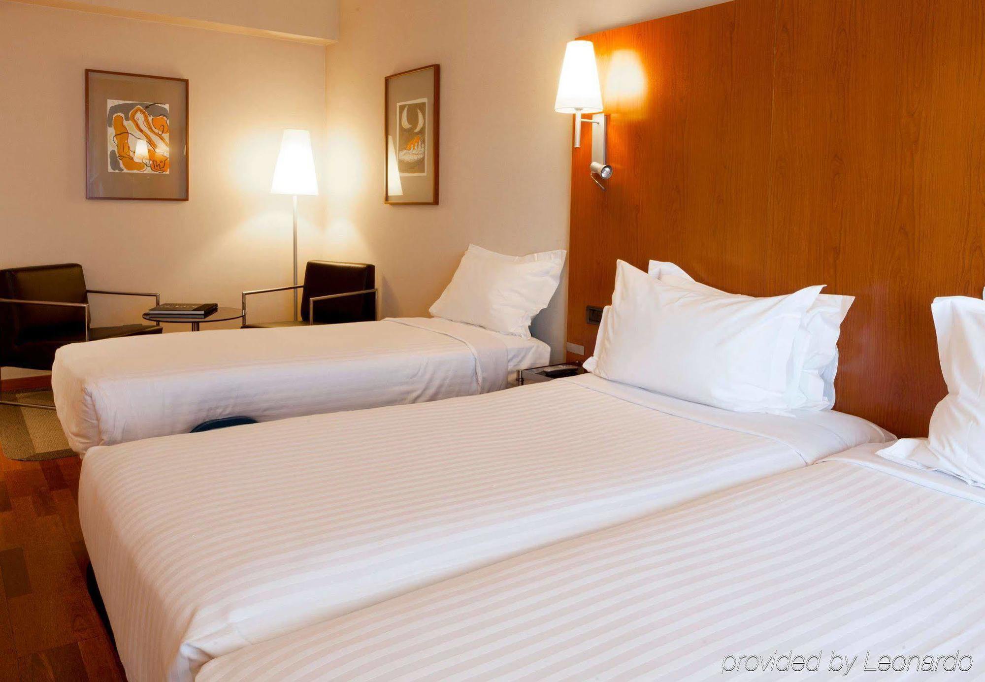 Ac Hotel Ponferrada By Marriott Экстерьер фото