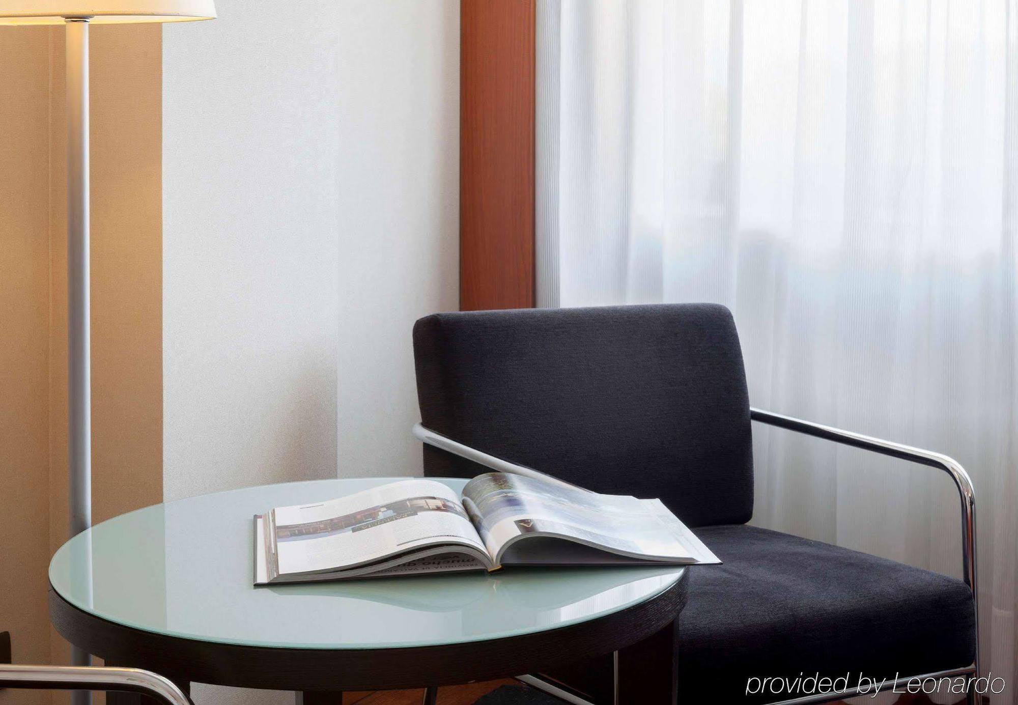 Ac Hotel Ponferrada By Marriott Экстерьер фото