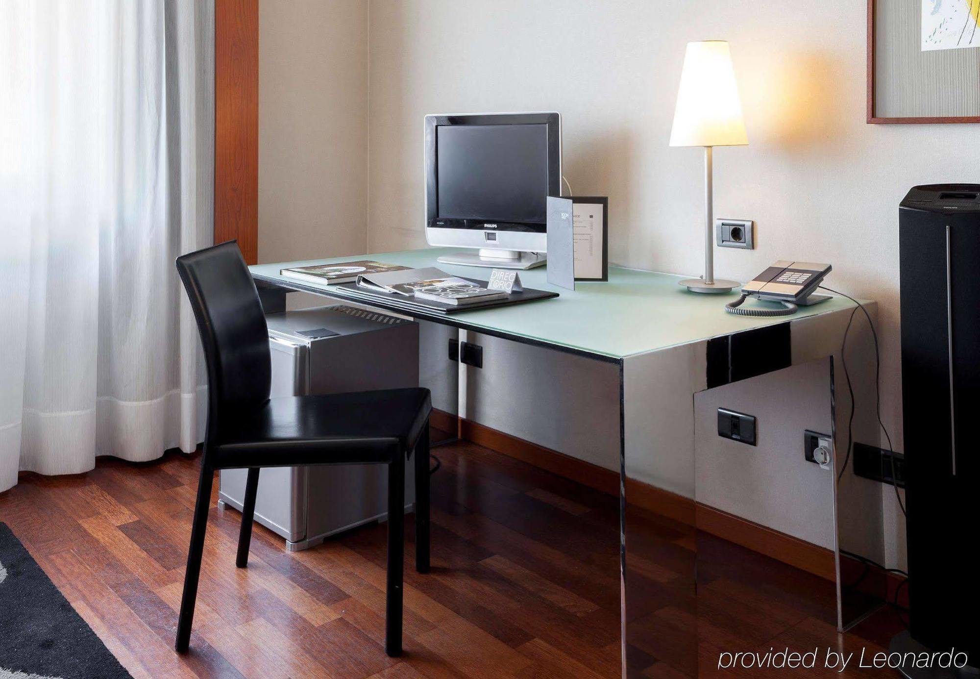 Ac Hotel Ponferrada By Marriott Экстерьер фото